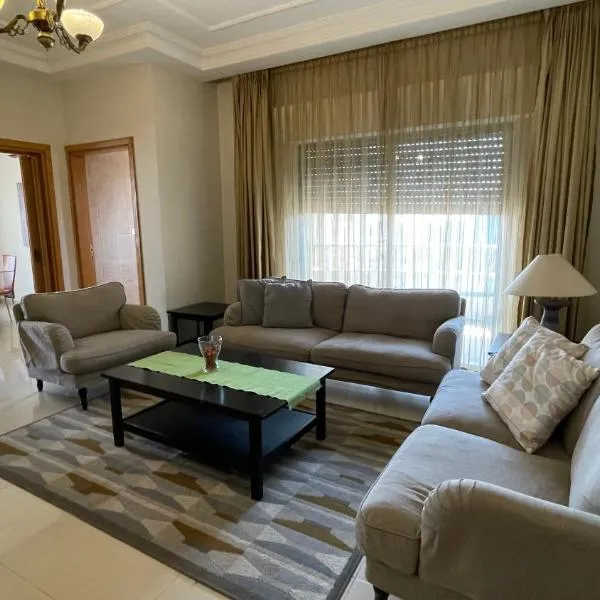 Abdoun Apartment, hotel in Amman