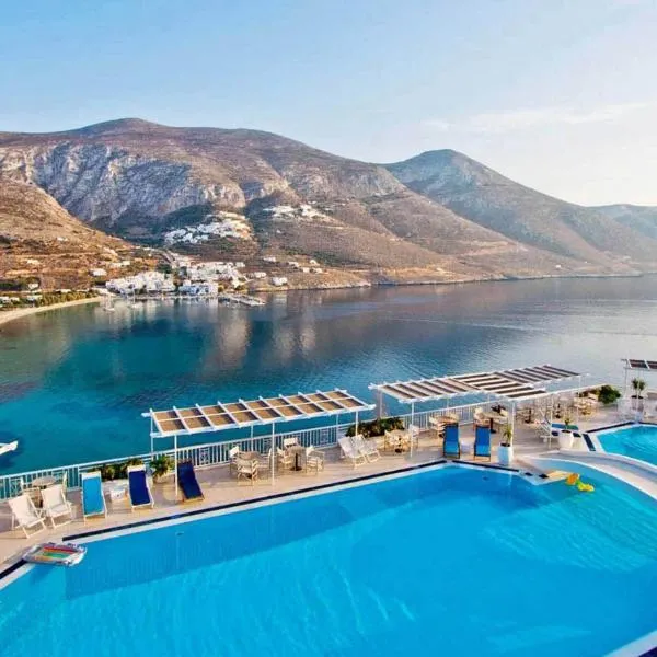 Aegialis Hotel & Spa, hotel u gradu Aegiali