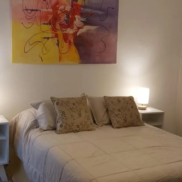 La Casa de Mirna, hotell i Formosa