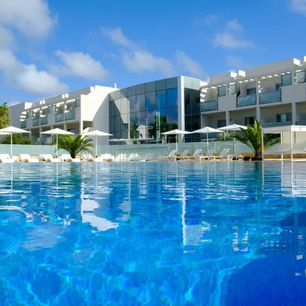 Blanco Hotel Formentera, hotel v destinaci Es Pujols