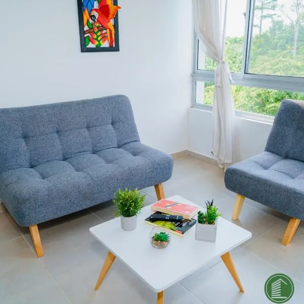 Sierra Verde Living Suites, khách sạn ở Apartadó