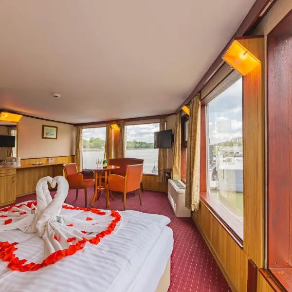 Fortuna Boat Hotel Budapest, hotel in Boedapest