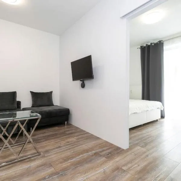 ALURE RESIDENCES 1 & 24h self check-in, free parking in front of the apartment building, new building, terrace, cafe with breakfast in the apartment building, next to the aqua park, ξενοδοχείο στη Μπάνσκα Μπίστριτσα