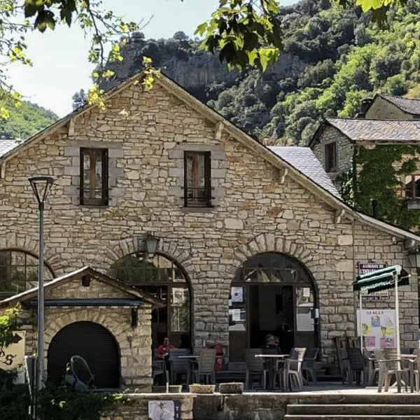 Hôtel-Bar l'Embarcadère, hotel di La Malène