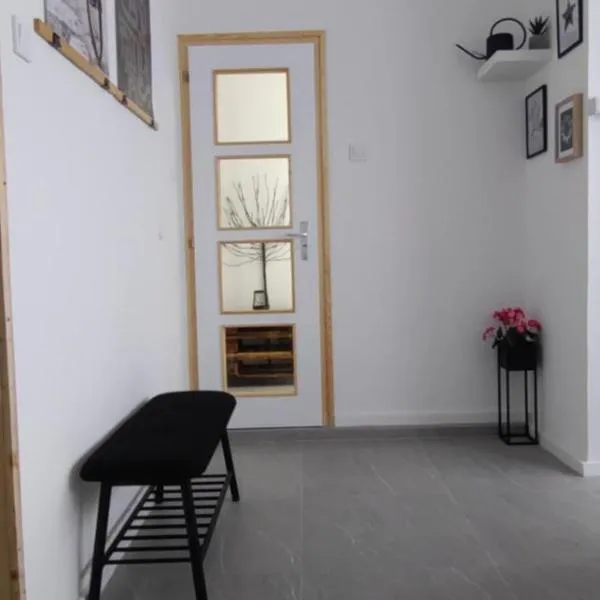 Blue Moon Apartman, hotel em Eger