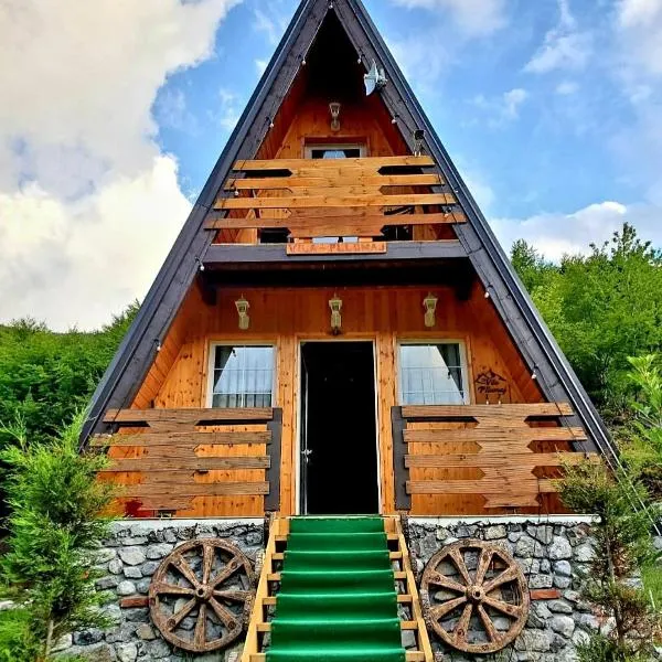 Vilat Pllumaj、Gropat e Selcësのホテル