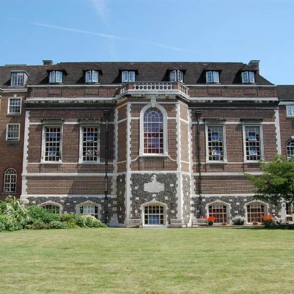 古迪纳夫学院大学旅舍，位于伦敦的酒店