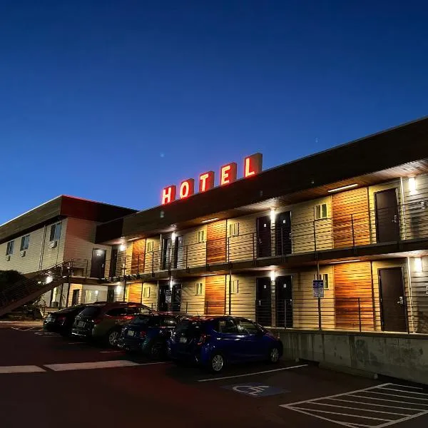 Aladdin Inn and Suites, hotel in Portland