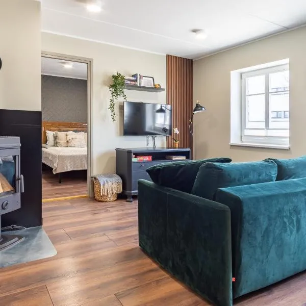 Alice Backyard Holiday Home - Apartments, Rooms & Exclusive Cave Saunas, ξενοδοχείο στο Παρνού