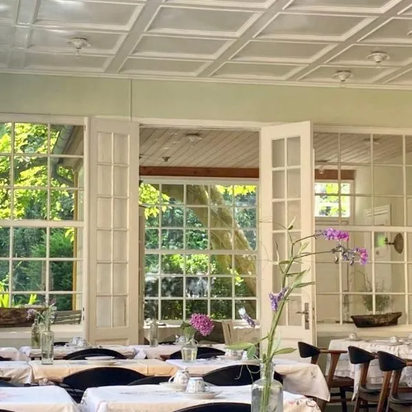 JANTZENs HOTEL, Hotel in Gudhjem