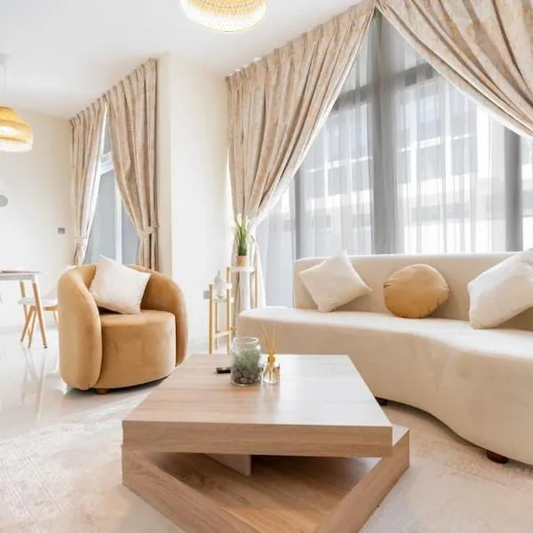 Calm Aesthetic 3 Bedroom Villa, hotel v Dubaji