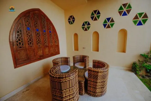 Tunis castle, Hotel in ‘Izbat an Nāmūs