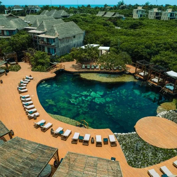Hotel Shibari - Restaurant & Cenote Club, hotel v destinaci Tulum