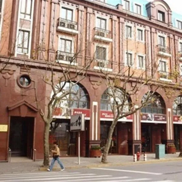 Ladoll Service Apartments, hotel in Shanghai