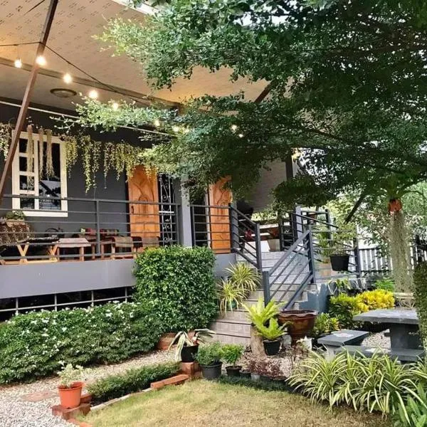 Walai House วลัยเฮ้าส์ กาญจนบุรี, hotel in Ban Tha Nam Tun