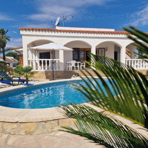 Riumar "Marianna", 310m to beach, private pool, On-Site-Service, dog beach