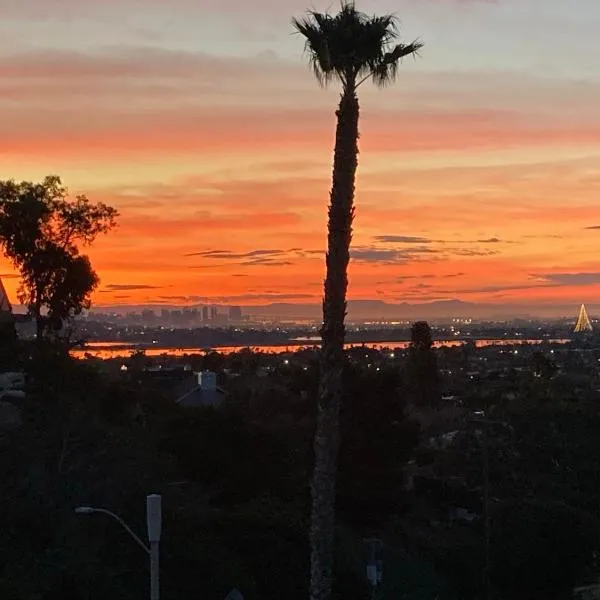 Smashing Newly-Built with Ocean/Bay/City Views!, hotel in San Diego