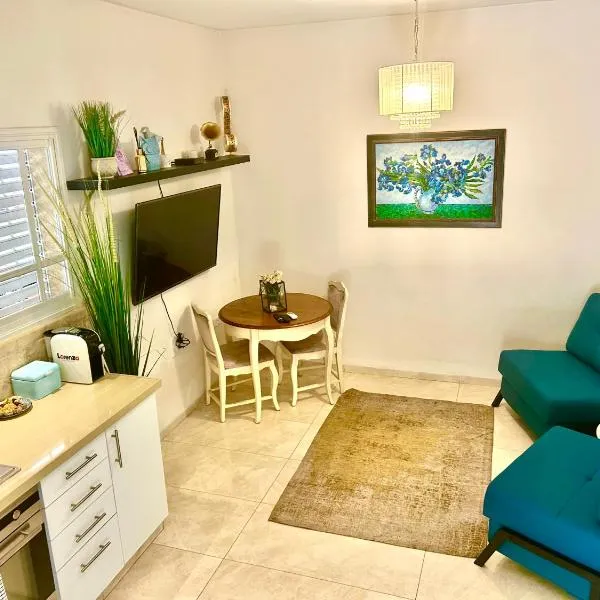 לארח, זה בטבע שלנו, hotel v destinaci Kfar Blum