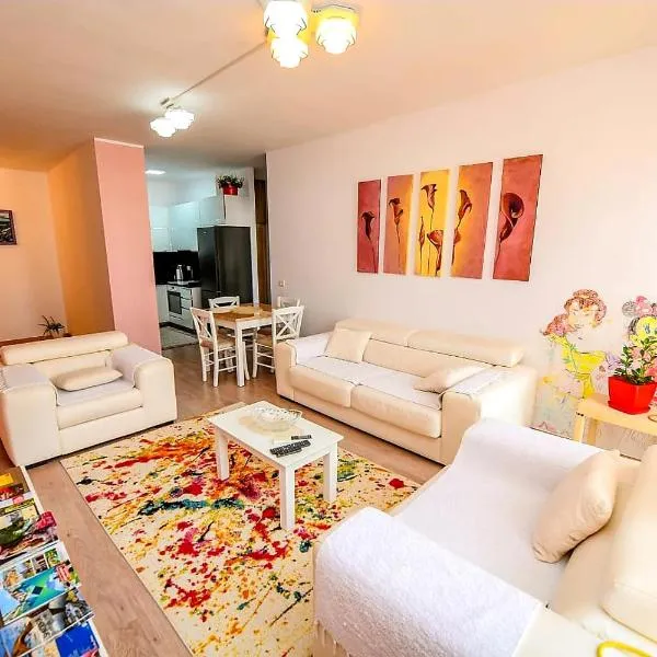 Happy stories' apartment in city centre, hotel in Shkodër