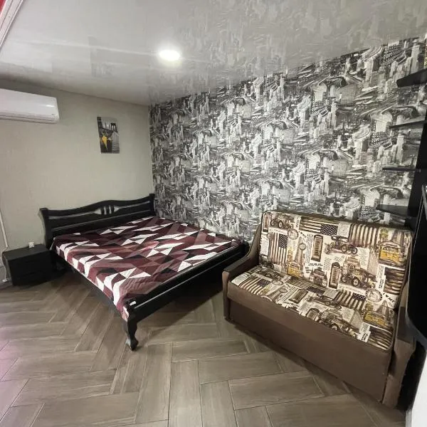 Studio apartment on Vatutina, hótel í Vinnytsia