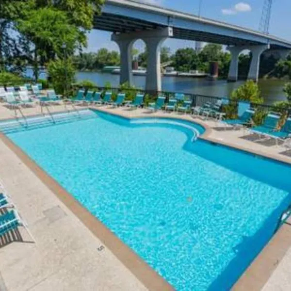 Captain's Quarters Riverfront #1, hotel v destinaci Nashville