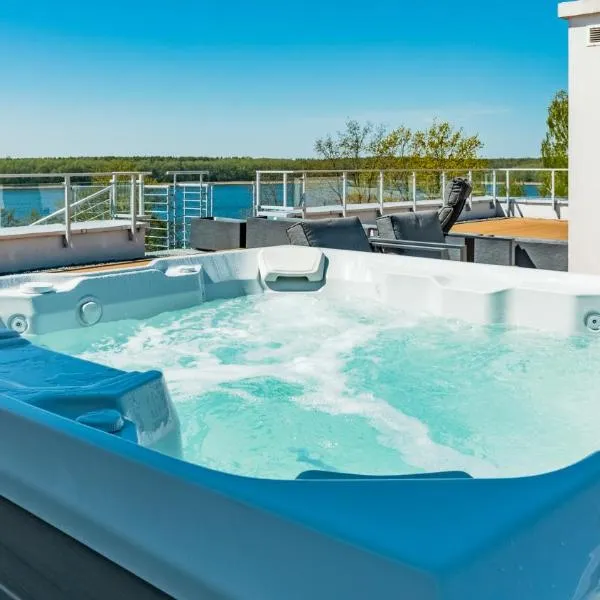 Apartamenty Stranda Residence nad jeziorem Mazury Holiday, hotel in Giżycko