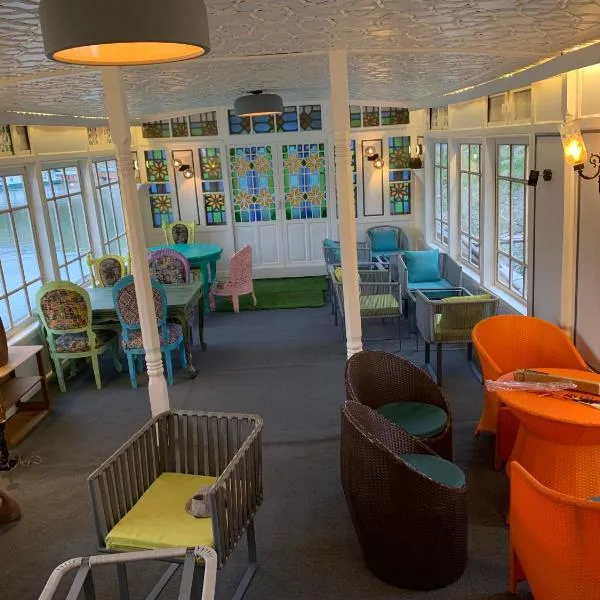 Messiah’s Ark, hotel v destinaci Šrínagar