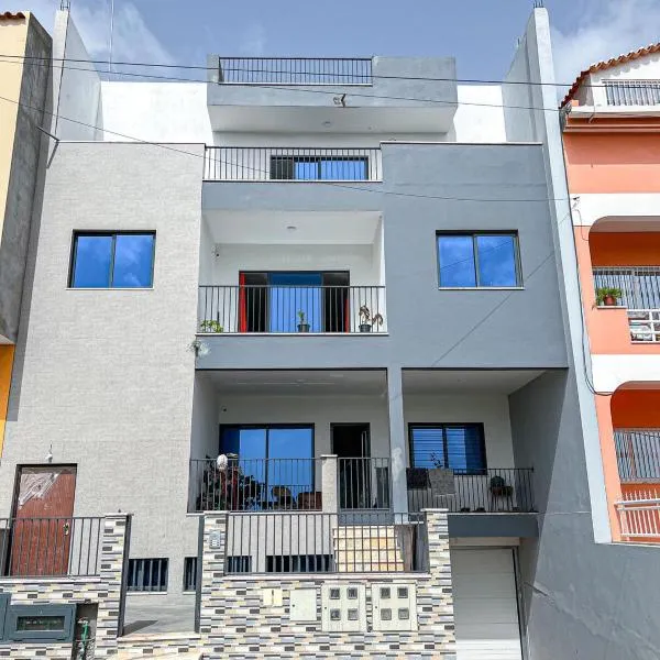 Figo Apartamentos, hotel in Praia