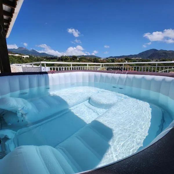 la tête dans les nuages, hotel v destinaci Basse-Terre