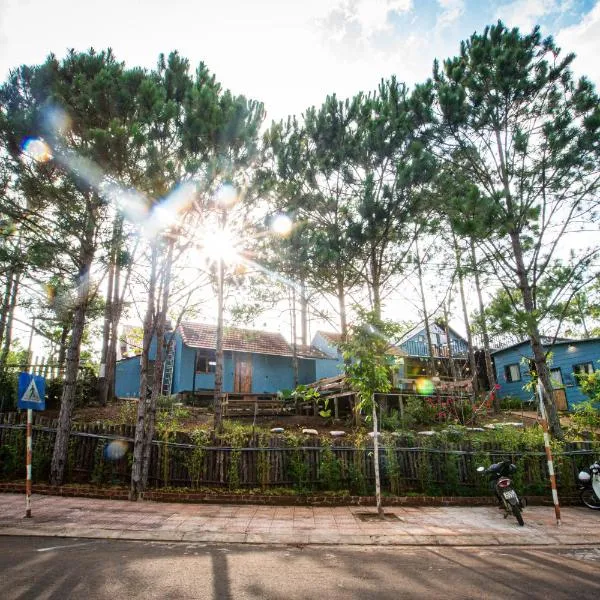 Nhà Đậu Homestay Măng Đen、Kon Von Klaのホテル