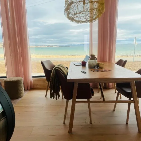 Ekkerøy Lodge - Arctic living, hotel in Vadsø