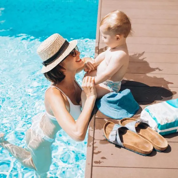 Hotel Elefantino Grey - Free Brunch & Breakfast Until 13-00 - Vicinissimi a Mirabilandia, hotel v destinaci Milano Marittima