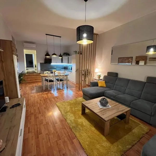 Villa Monica, hotel v destinaci Kráľovský Chlmec