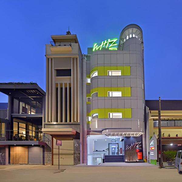 Whiz Hotel Falatehan Jakarta