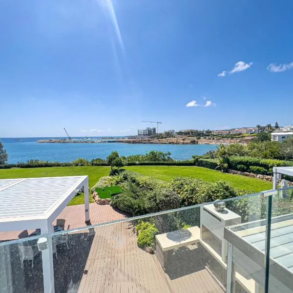 Protaras में, होटल Erato Seafront Luxury Villa
