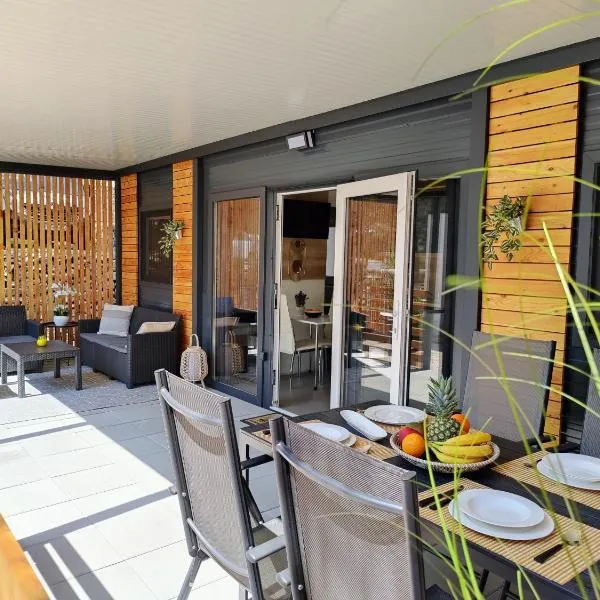 ARIA Mobile Home, Oaza Mira 5 Star Camping, Dalmatia: Drage şehrinde bir otel