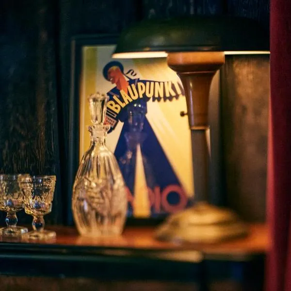 Crew's Quarters Boarding House - Caters to Men, hotel en Provincetown