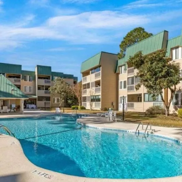 Classy & comfortable condo!, hotel in Hilton Head Island