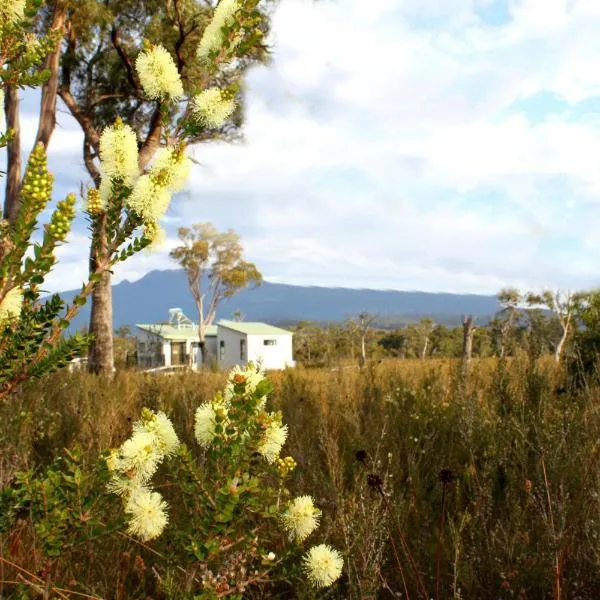 Far South Eco-Cabin, Southern Tasmania, hotel in Lune River