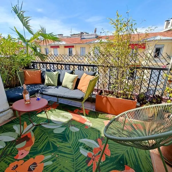 Cozy roof terrace near Promenade des Anglais - AC, hotel in Nice