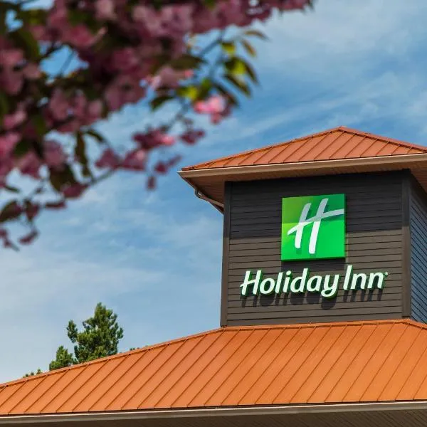 Holiday Inn Victoria - Elk Lake by IHG, Hotel in Victoria