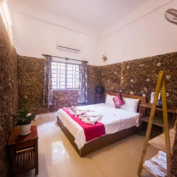 Kep Villa Hill Guest House 1 – hotel w mieście Kep