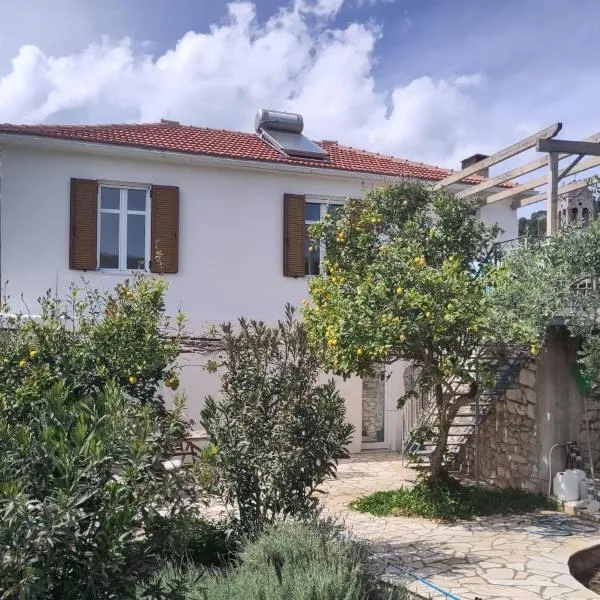 Metropolis Villa, hotell sihtkohas Vathý