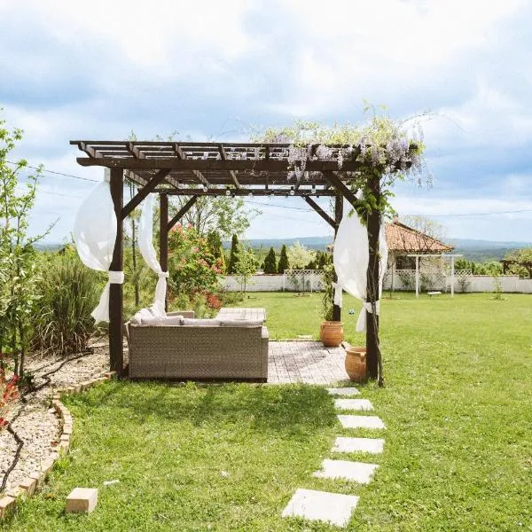 Lanas Dreamhouse, khách sạn ở Babe