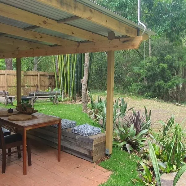 Oasis at Burringbar waterfront holiday, hotel in Burringbar