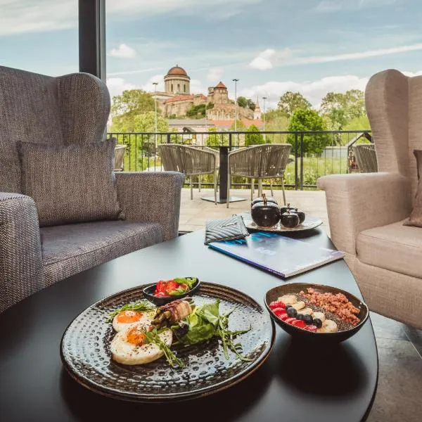 Mediterraneo Luxury Room Esztergom, ξενοδοχείο στο Έστεργκομ