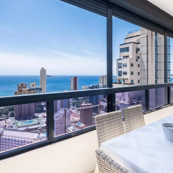 Gemelos 26 Resort Apartment 27C Levante Beach，位于贝尼多姆的酒店