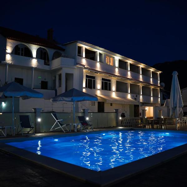 Kostas Beach Apartments