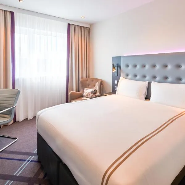 Premier Inn Saarbrücken City Congresshalle, hotel di Saarbrücken