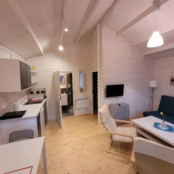 Letnisko BAJKA, hotel in Iława